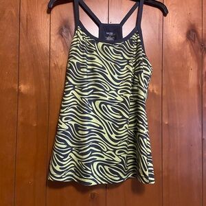 Set of 2 size medium workout tank tops.
